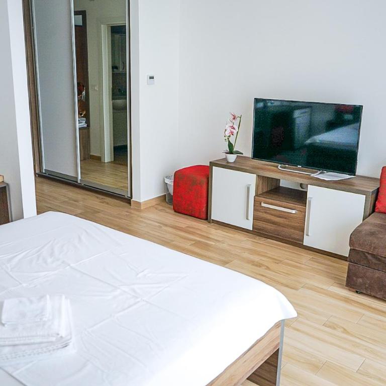 Val Lux Apartmani - Apartman - 9