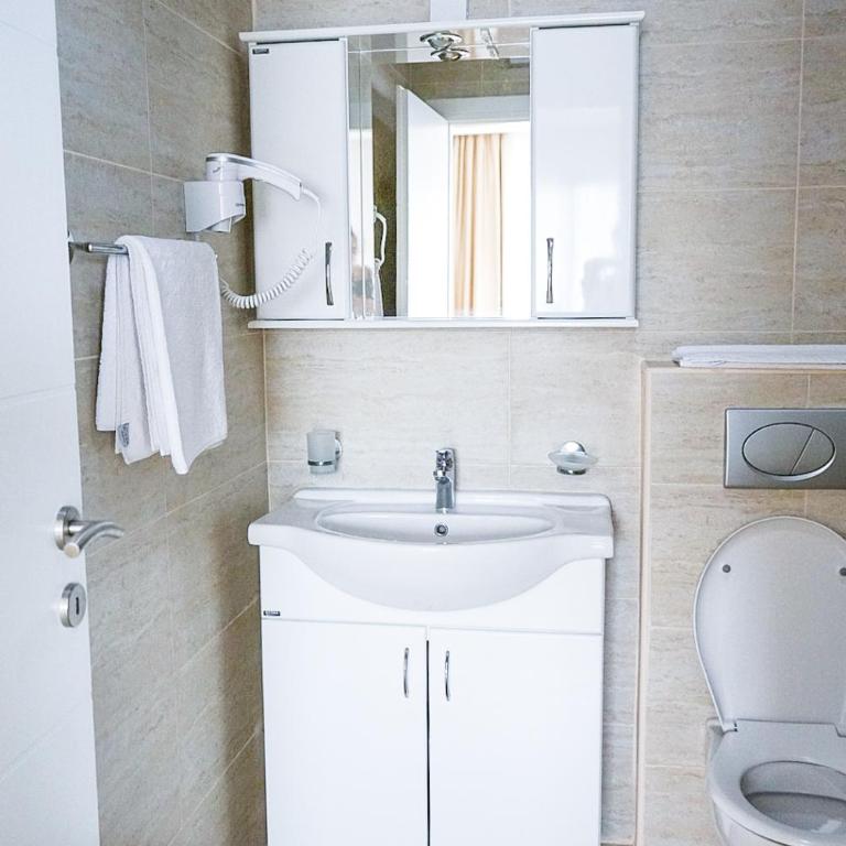 Val Lux Apartmani - Apartman sa 1 Spavaćom Sobom - 3