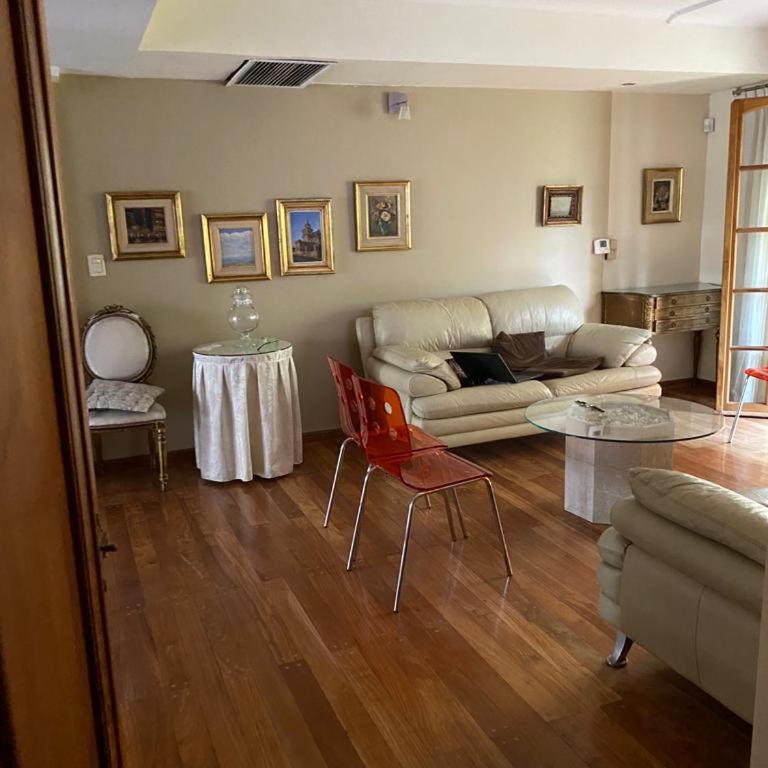 categoria a 1 cuadra plaza espana - Apartamento con terraza - 4