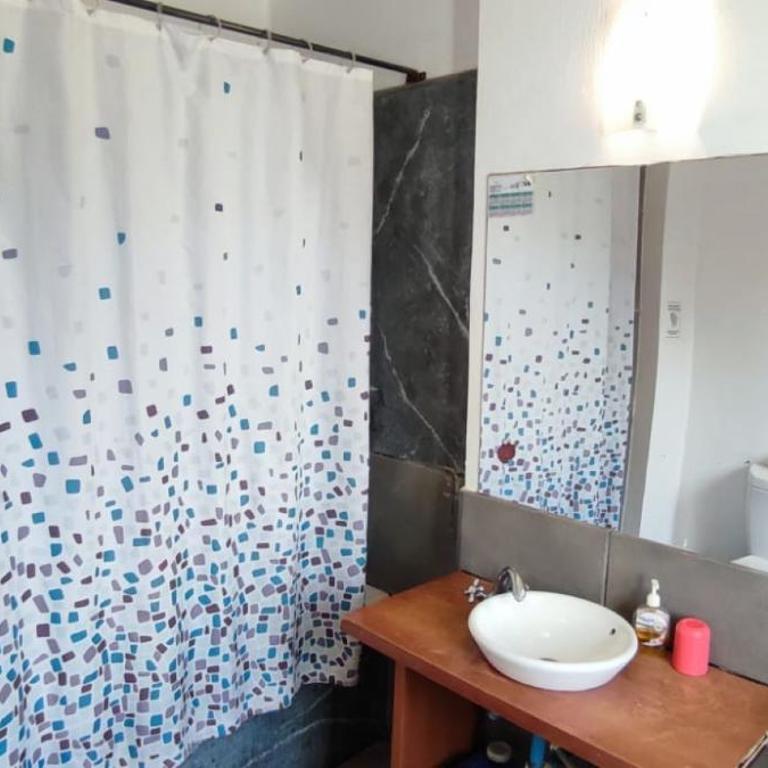 Aji Hostel - Habitación Doble con baño privado - 5