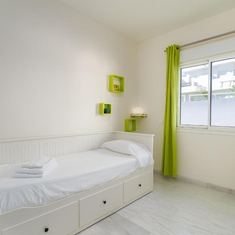 2051-New 3 bedrooms on golf - Apartamento de 3 dormitorios - 20