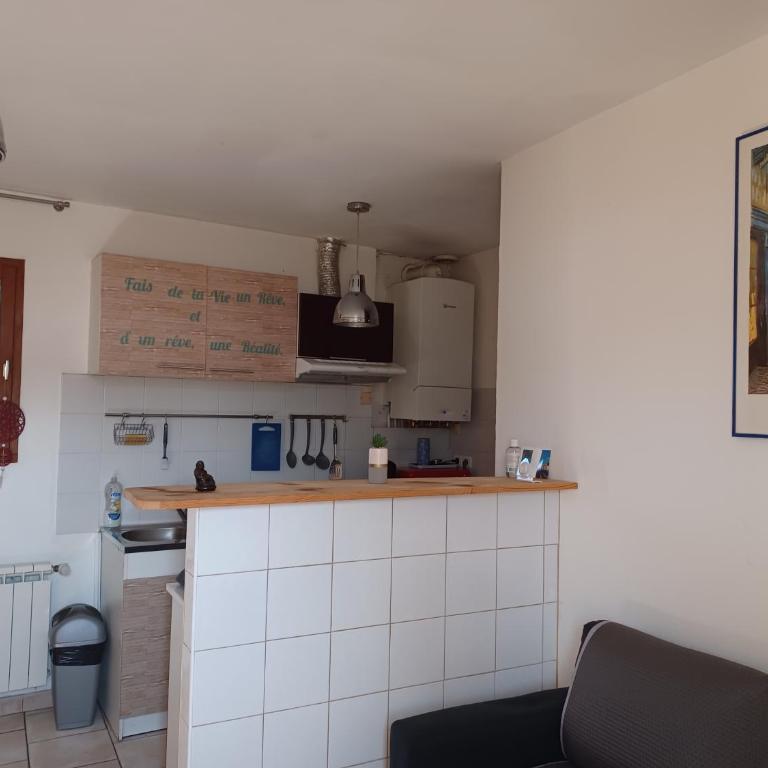 Jolie petite maison idéalement située - Apartment - 7