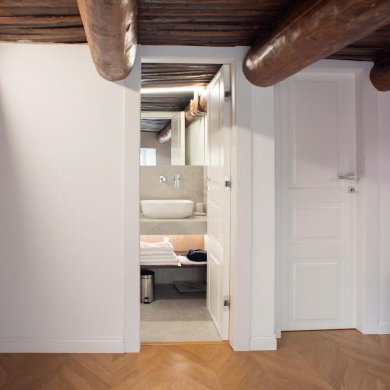 Dimora Scura - Two-Bedroom Apartment - 8