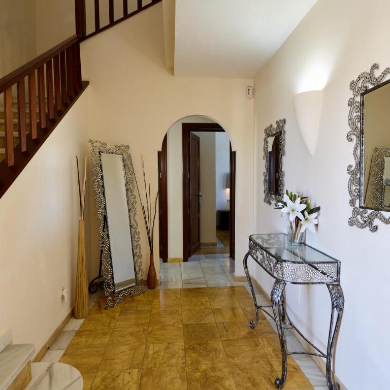 Casa Beluka by Villas Now Ltd - Villa with Private Pool - 13