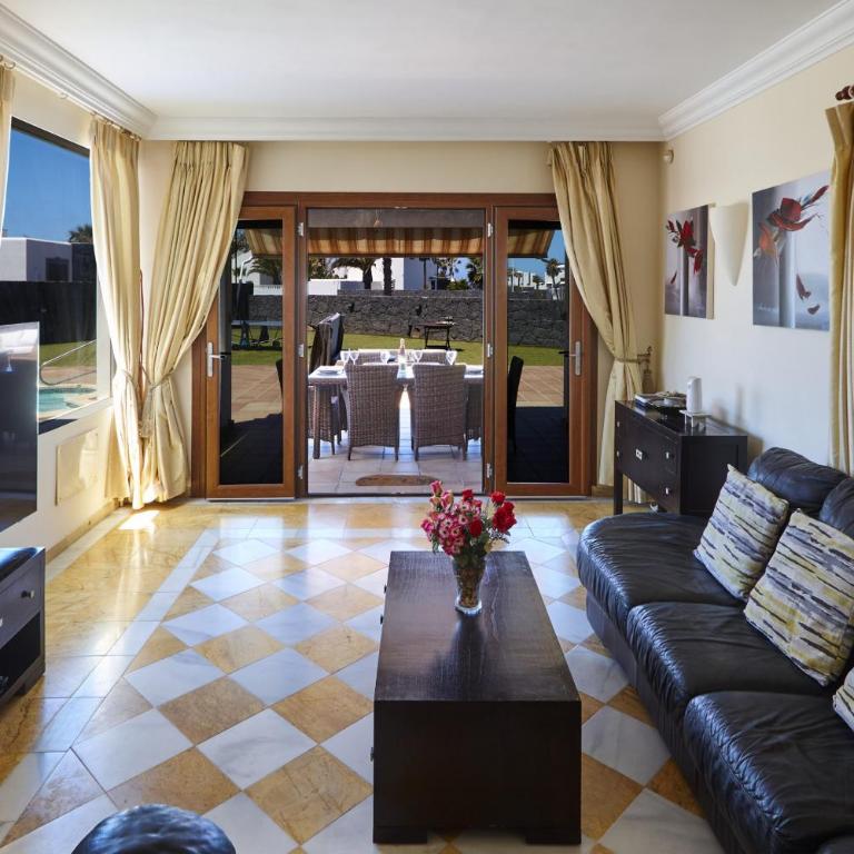 Casa Beluka by Villas Now Ltd - Villa with Private Pool - 23
