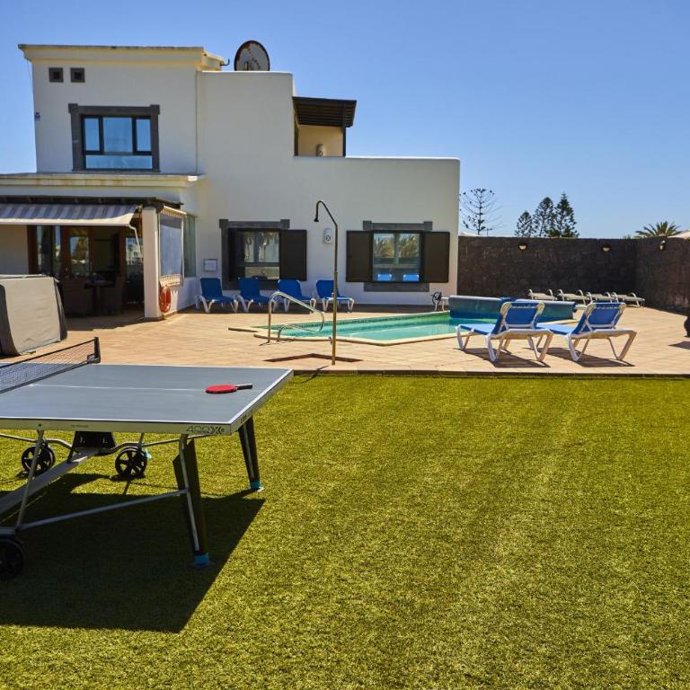 Casa Beluka by Villas Now Ltd - Villa with Private Pool - 42