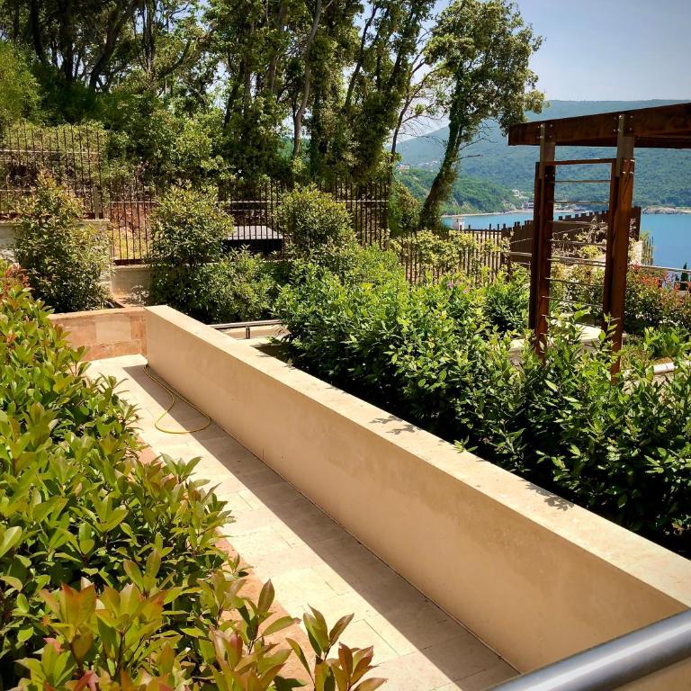 CONTiNUUM - Villa with Sea View - 4