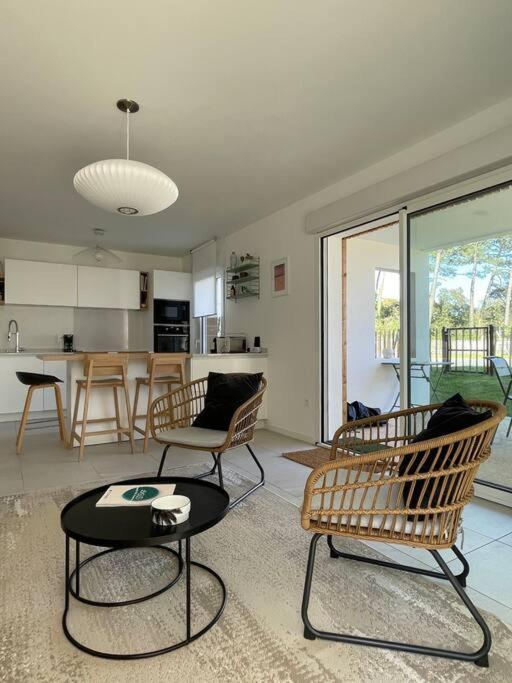 Babaïa appartement et jardin Les Bourdaines 3 - Two-Bedroom Apartment - 7