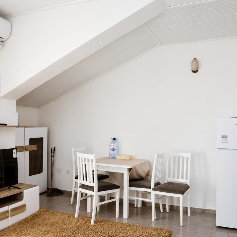 Iker apartments - One-Bedroom Apartment - 13