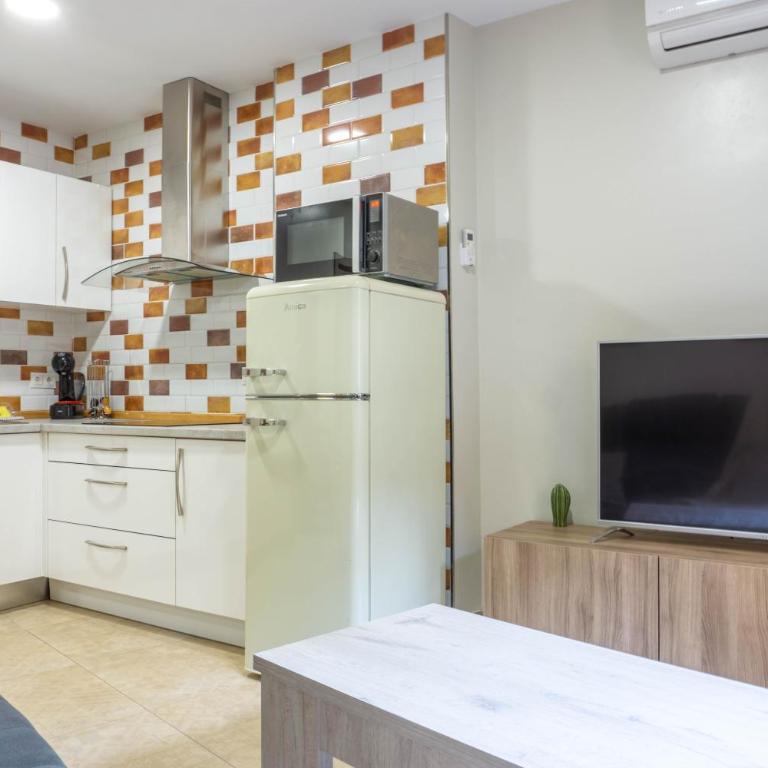San Juan Apartment Málaga Center - Apartamento de 3 dormitorios - 2
