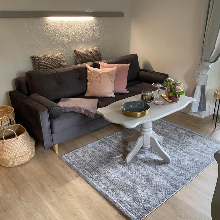 Ferienwohnung Christiane - Steilhofweg / Feuerwehrheimstrasse - Apartment mit 1 Schlafzimmer und Balkon - 6
