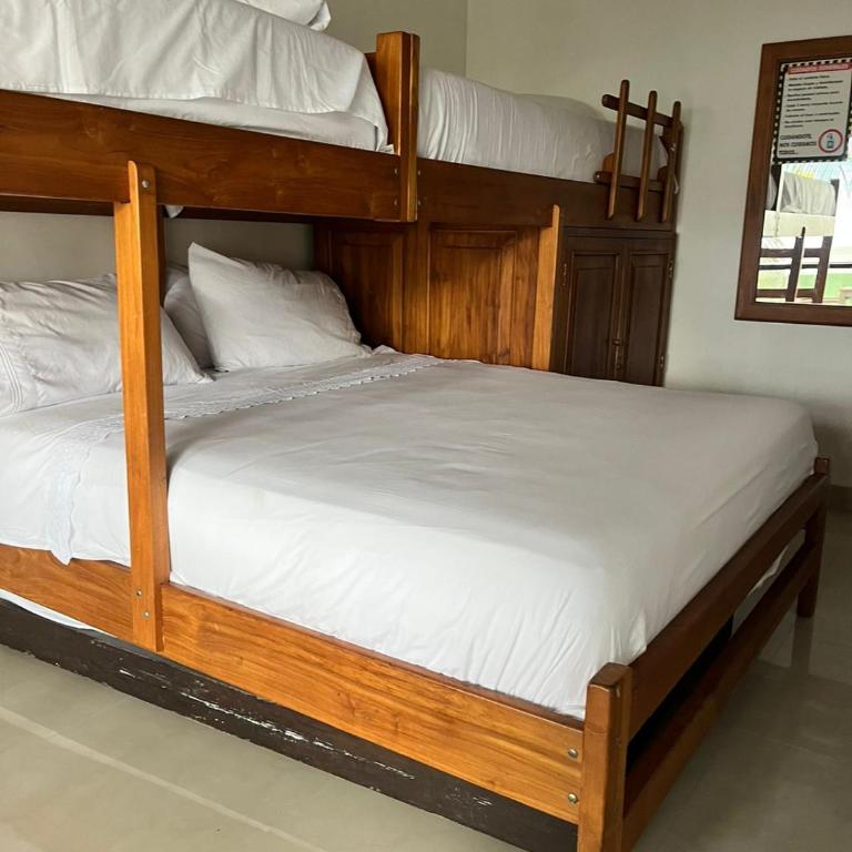 Apartamento con excelente ubicación BAYPOINT - Apartamento de 3 dormitorios - 8