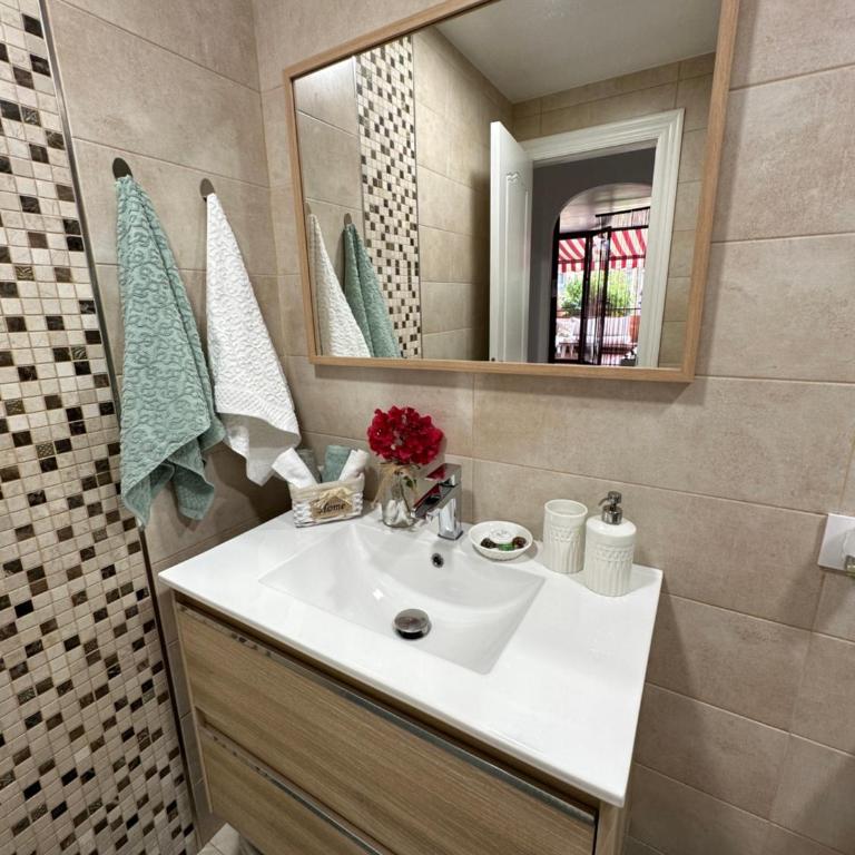 GREEN LAGOON -65m2 Apartment - First Line - 200 m to Beach - Calpe - Apartamento de 1 dormitorio - 32