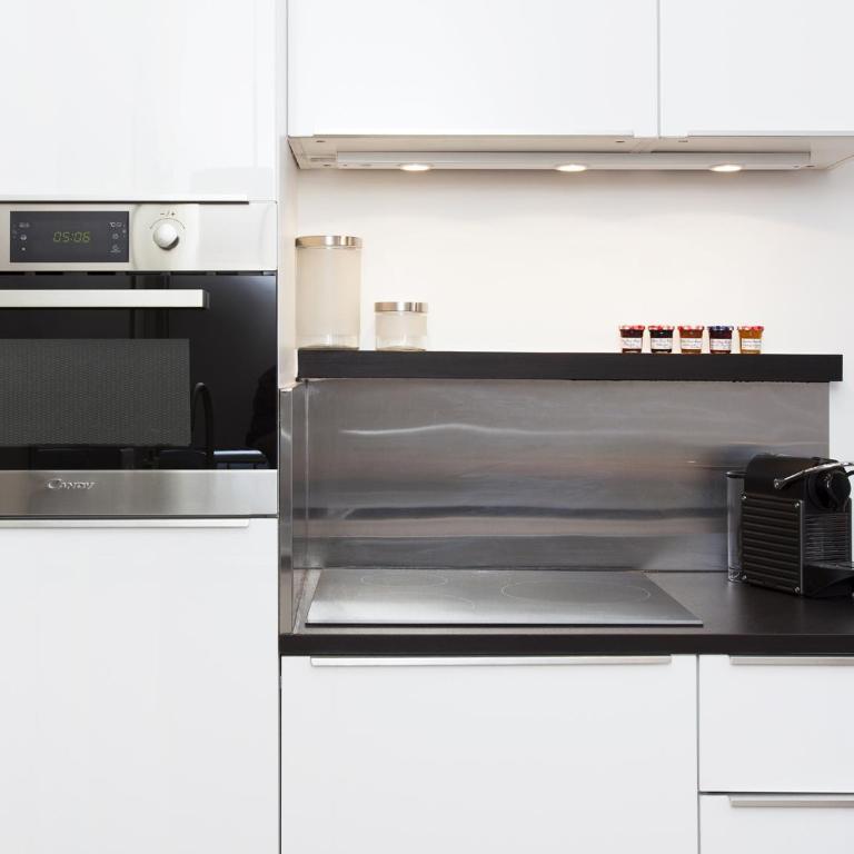 LivinParis - Luxury 2 Bedrooms Le Marais I - Two-Bedroom Apartment 1 - 4