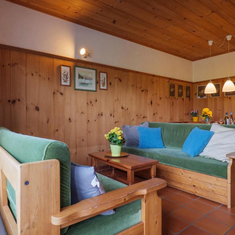 Villa Carlo - Appartamento con 2 Camere da Letto e Giardino - 17
