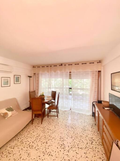 Apartamento Formenton a 100m de la playa Levante - Apartamento de 1 dormitorio - 13