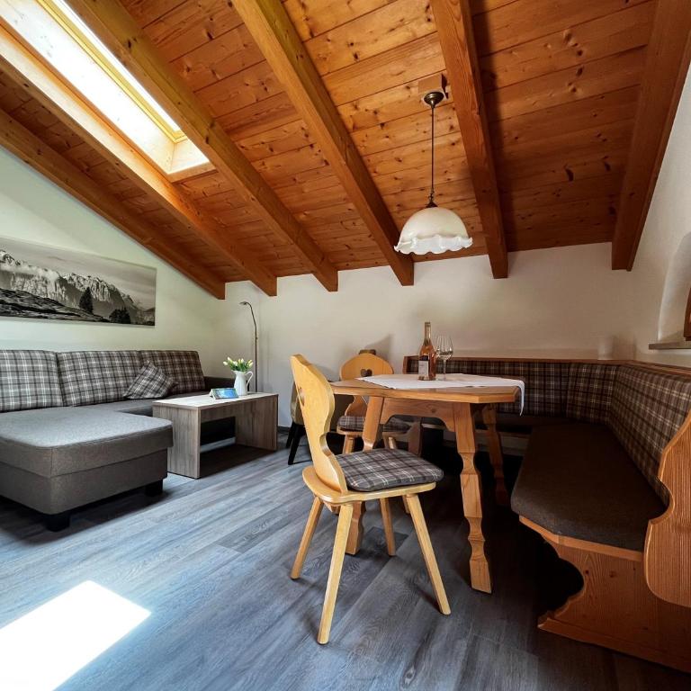 Ferienwohnungen Beim Hausbacher - Apartment mit 2 Schlafzimmern - 1