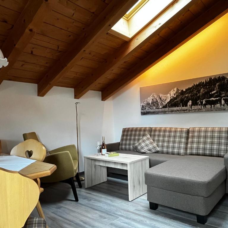 Ferienwohnungen Beim Hausbacher - Apartment mit 2 Schlafzimmern - 1