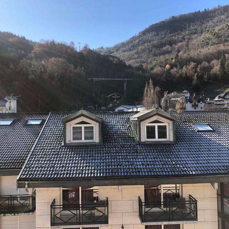 Studio avec balcon au centre de Brides-les-Bains, WiFi et parking - Studio - 2