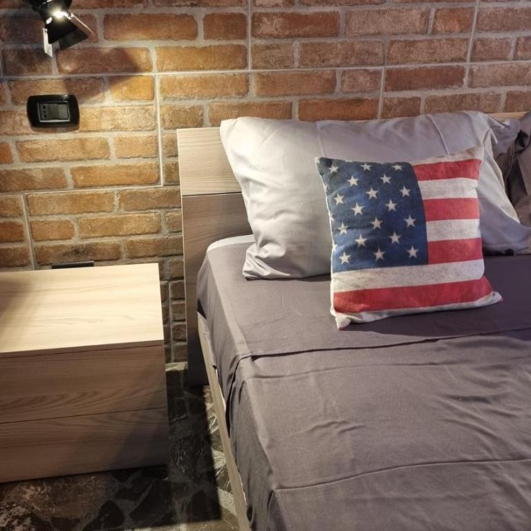 The loft 27 - Deluxe Double Room with Balcony - 1