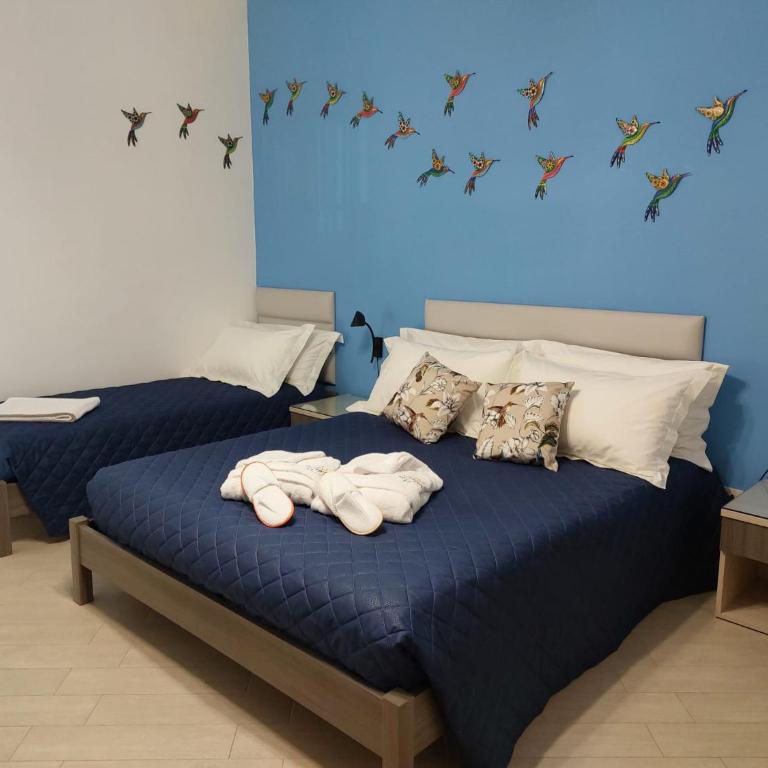 Colibri B&B - Triple Room with Private Bathroom - 3
