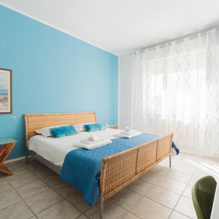 Viale della Repubblica free parking e Wifi 1 minute to Garda Lake - Two-Bedroom Apartment - 6
