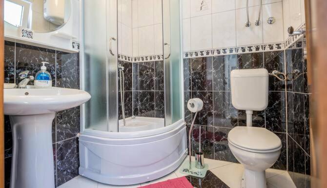 Vengo Apartments - Apartment with Sea View - 7