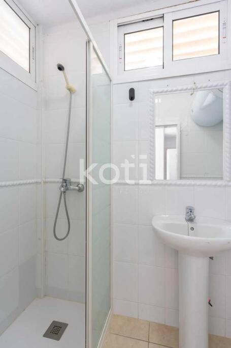 Koti Rentals - Sierra Mijas 213 - Three-Bedroom Apartment - 19