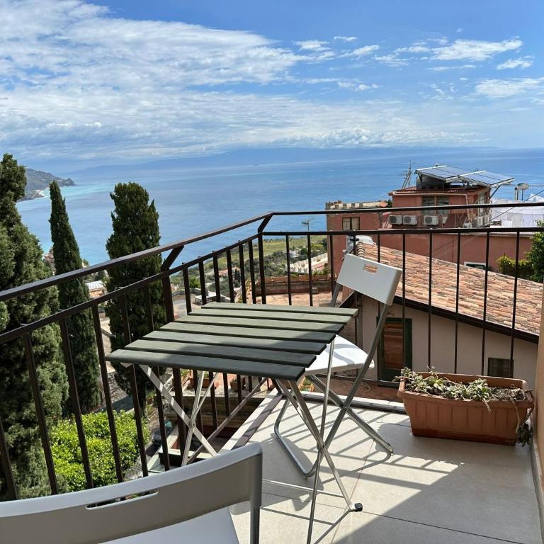 MIRA taormina rooms - Camera Queen con Vista Mare - 20