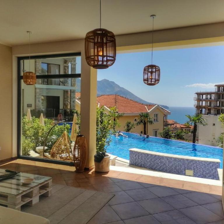 Modern Top Floor Sea View 3BR with Pools, Spa & Fitness - Apartment with Sea View - 25