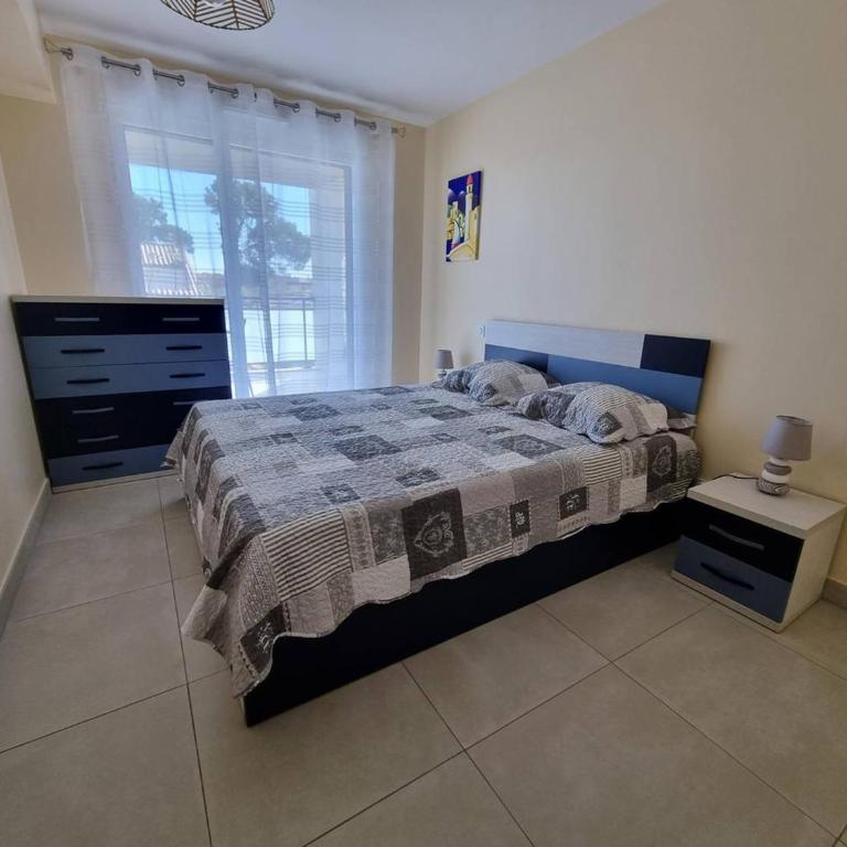 Appartement neuf climatisé, loggia spacieuse, à 200m de la mer avec parking privé - FR-1-388-206 - Appartement - 17