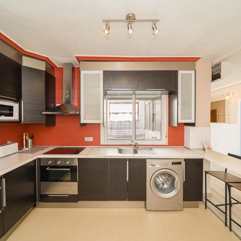 Casa Terra: Apartment 50 meters from the beach - Three-Bedroom Apartment - 18