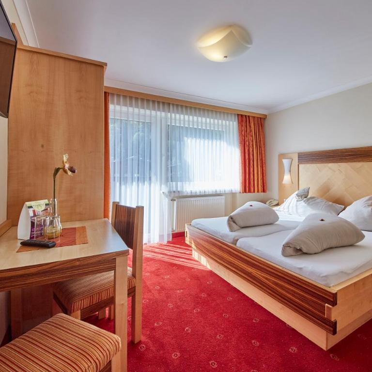 Hotel Forellenhof - Doppelzimmer mit Balkon - 5