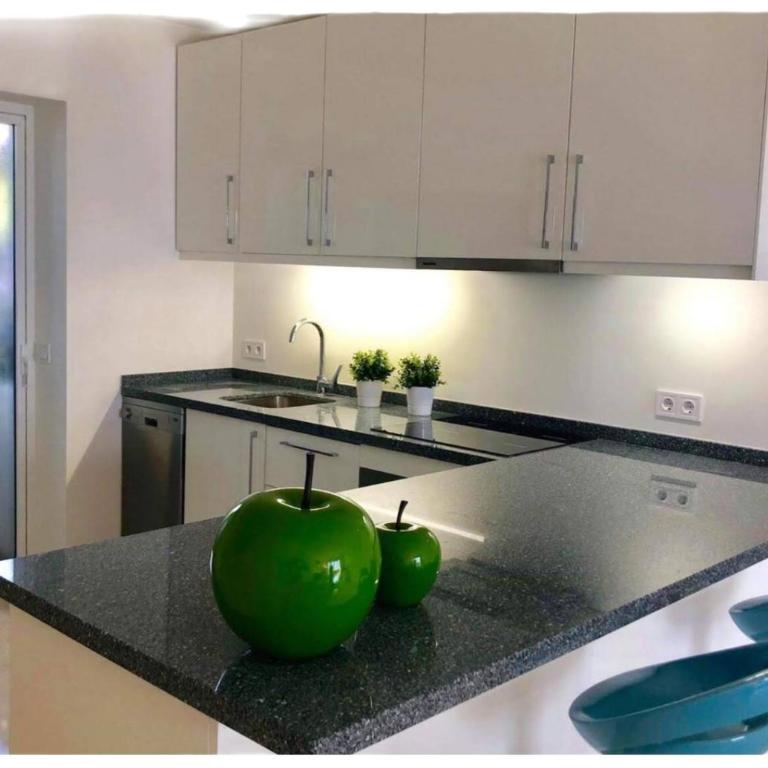 SUPERBE T3 RIVIERA DEL SOL Plage et commerces 4mn - Apartamento de 2 dormitorios con vistas al mar - 12