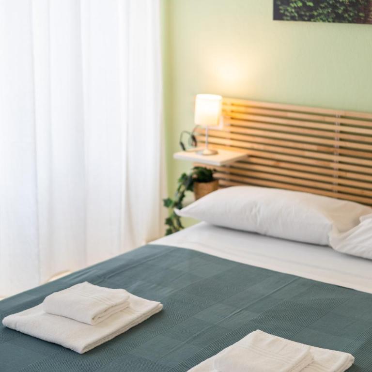 Residenza Leoncino - Camera Matrimoniale con Bagno Privato - 16