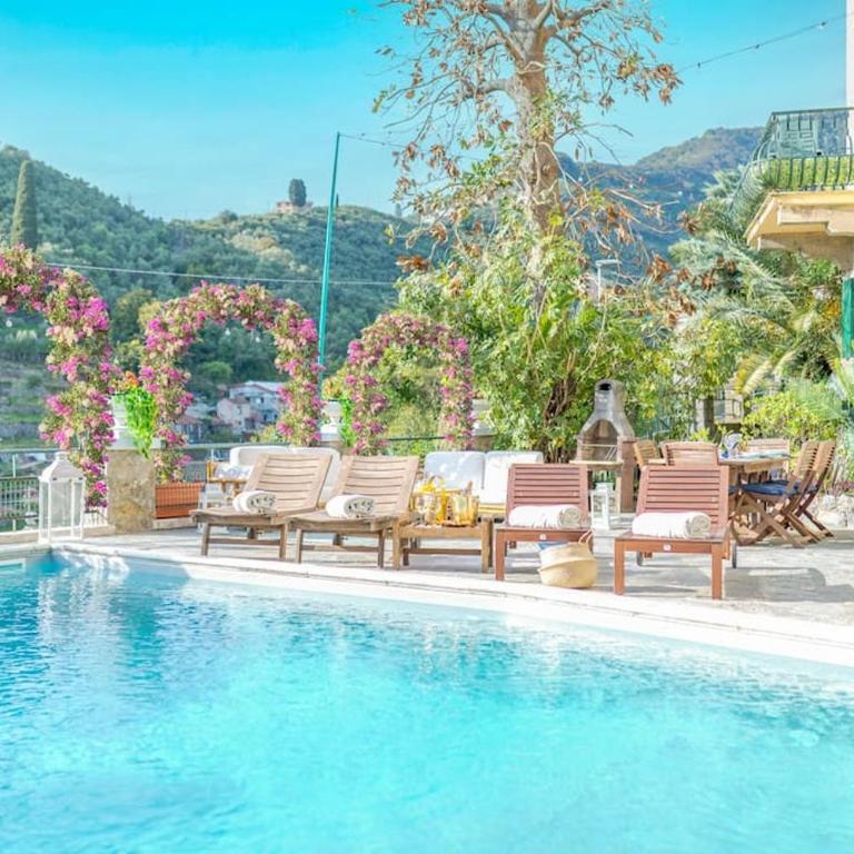 [Villa Portofino] Piscina privata • Giardino • 3 parcheggi - Villa con 2 Camere da Letto - 1