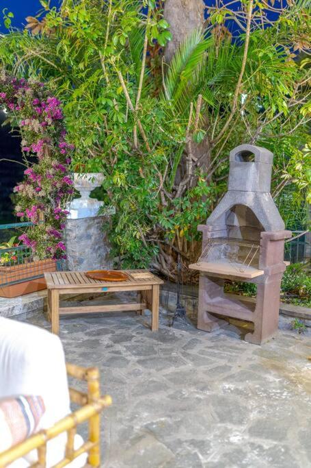 [Villa Portofino] Piscina privata • Giardino • 3 parcheggi - Villa con 2 Camere da Letto - 35