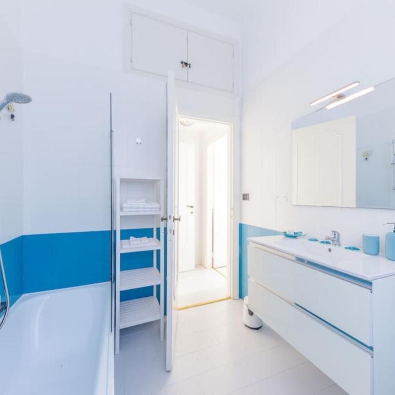 [Villa Portofino] Piscina privata • Giardino • 3 parcheggi - Villa con 2 Camere da Letto - 45