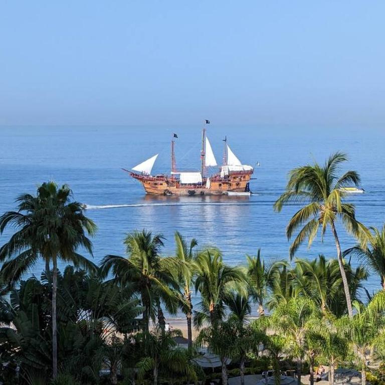 Ocean View Penthouse in P.V. Romantic Zone - Two-Bedroom Apartment - 22