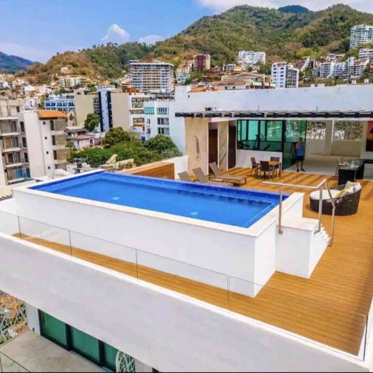 Ocean View Penthouse in P.V. Romantic Zone - Two-Bedroom Apartment - 31