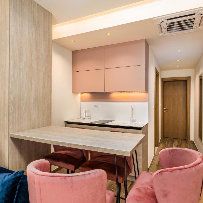 Hotel Vila Hedonija - Apartment with Sea View - 16