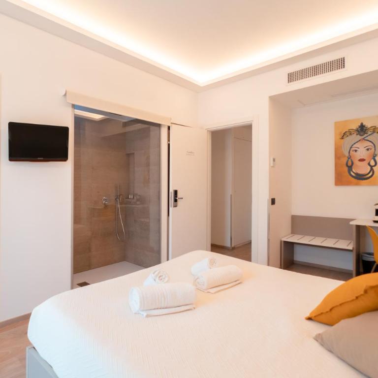 Liolá Cefalù - Deluxe Double Room with Balcony - 12