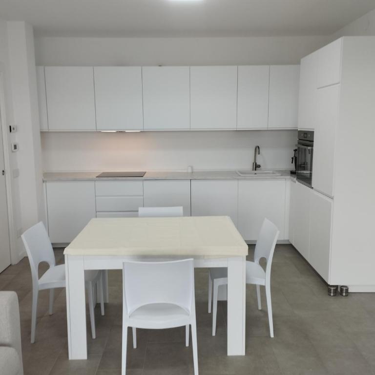 Opalia Residence - Wonderful Garda Lake view Apartment - Appartamento con 1 Camera da Letto - 8
