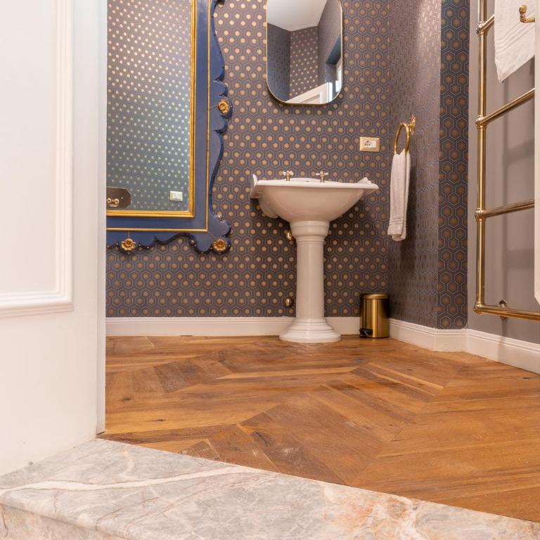 Duomo Smart Suites - Luxury Quadruple Room - 11