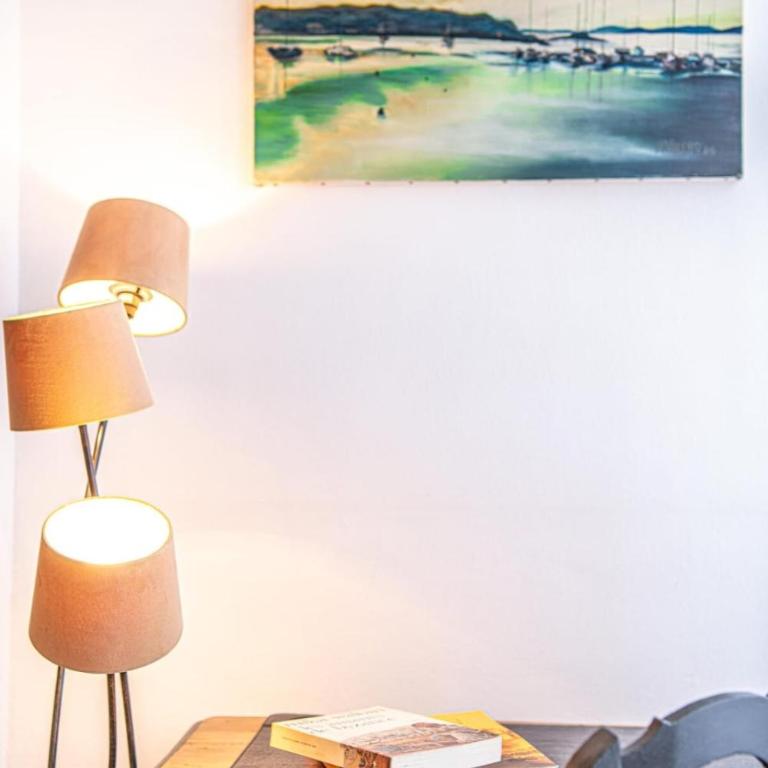 Grand 2 chambres avec balcon Parc Longchamp - Apartment - 22