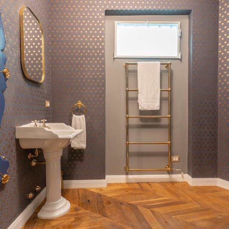 Duomo Smart Suites - Luxury Quadruple Room - 6