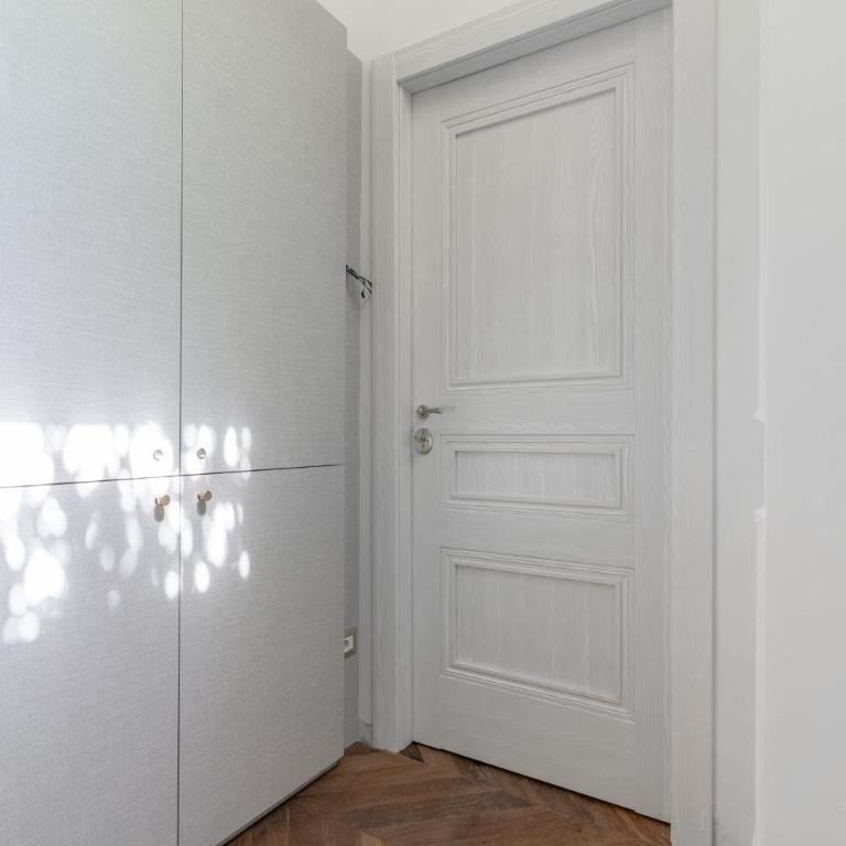 Duomo Smart Suites - Classic Quadruple Room - 16