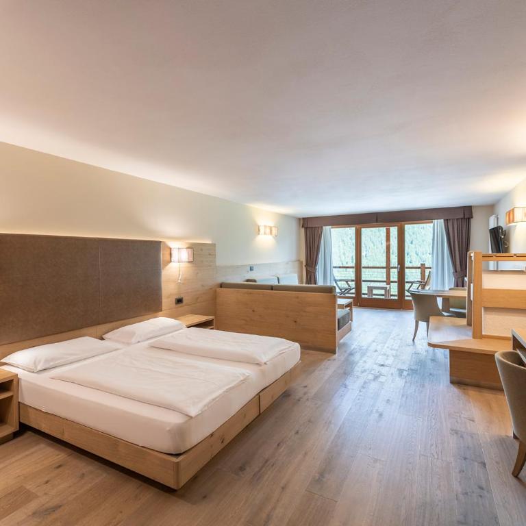 Design & Suite Hotel Ciarnadoi - Junior Suite - 3