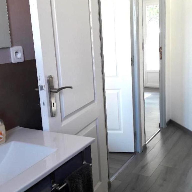 Côte Indigo - Villa 7 personnes, 3 chambres, 3 terrasses - à 150 de la mer - Villa 3 Chambres - 32