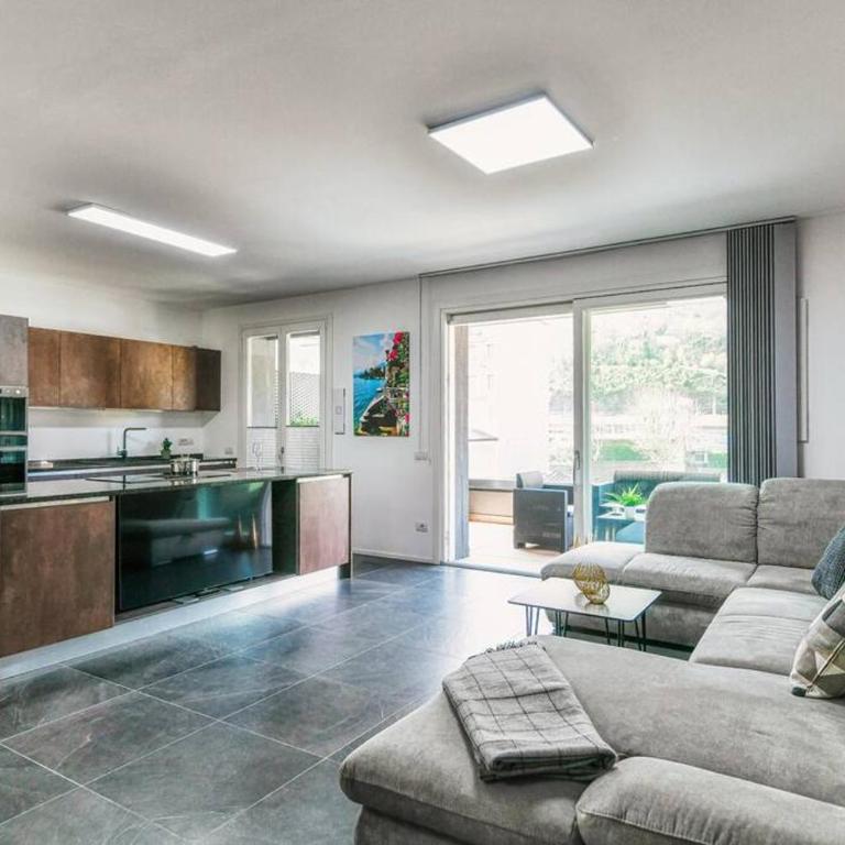 Como In Centro - by MyHomeInComo - Appartamento con 3 Camere da Letto - 6